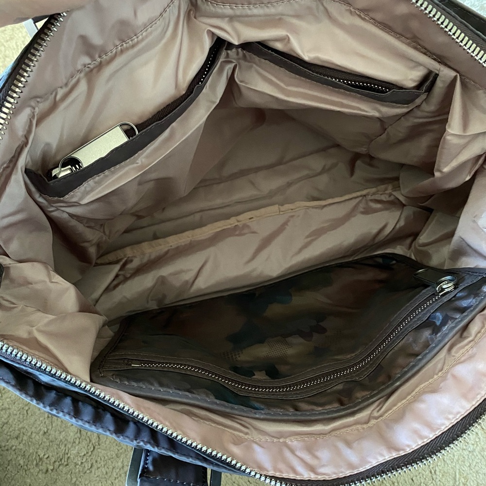 Stella McCartney x LeSportSac Tote - Picture 10 of 11